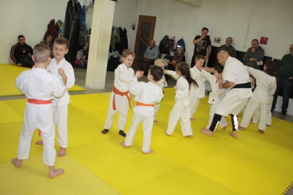 Egzaminy na pasy Furo Karate w VTP Gym w Andrespolu (16)